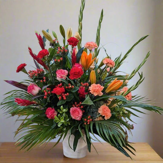 MAGNIFICENT TROPICAL ARRANGEMENT